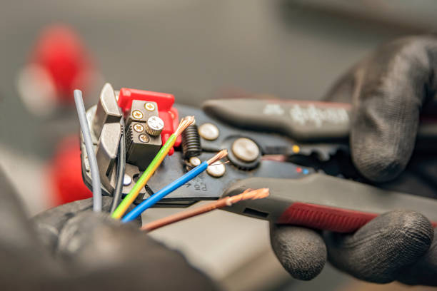 Best Electrical Repair Services  in Middletown, NY